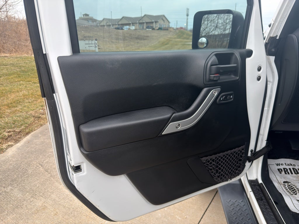 2017 Jeep Wrangler Unlimited Sahara 4x4