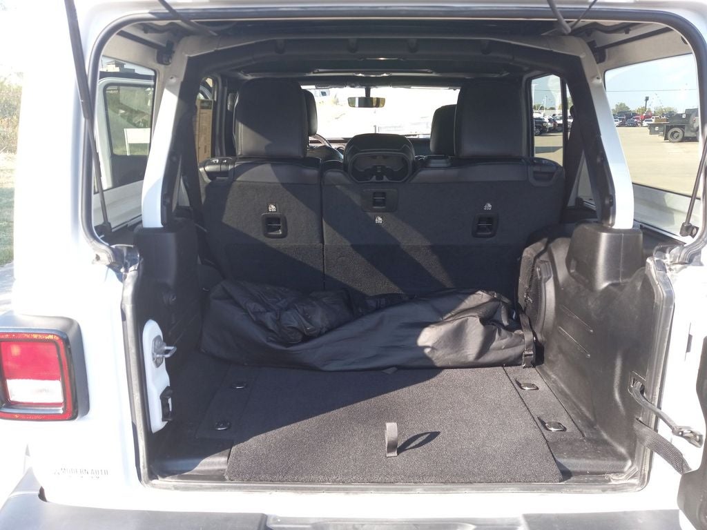 2020 Jeep Wrangler Unlimited Sahara 4X4