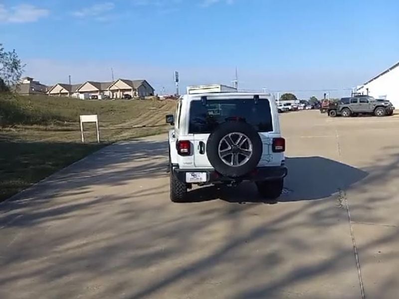 2020 Jeep Wrangler Unlimited Sahara 4X4