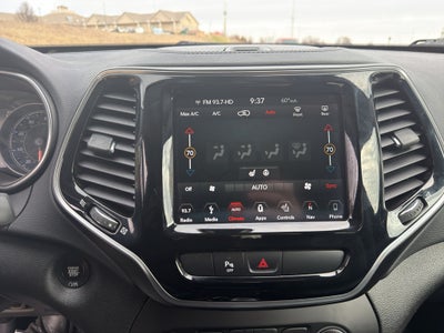 2019 Jeep Cherokee Limited FWD