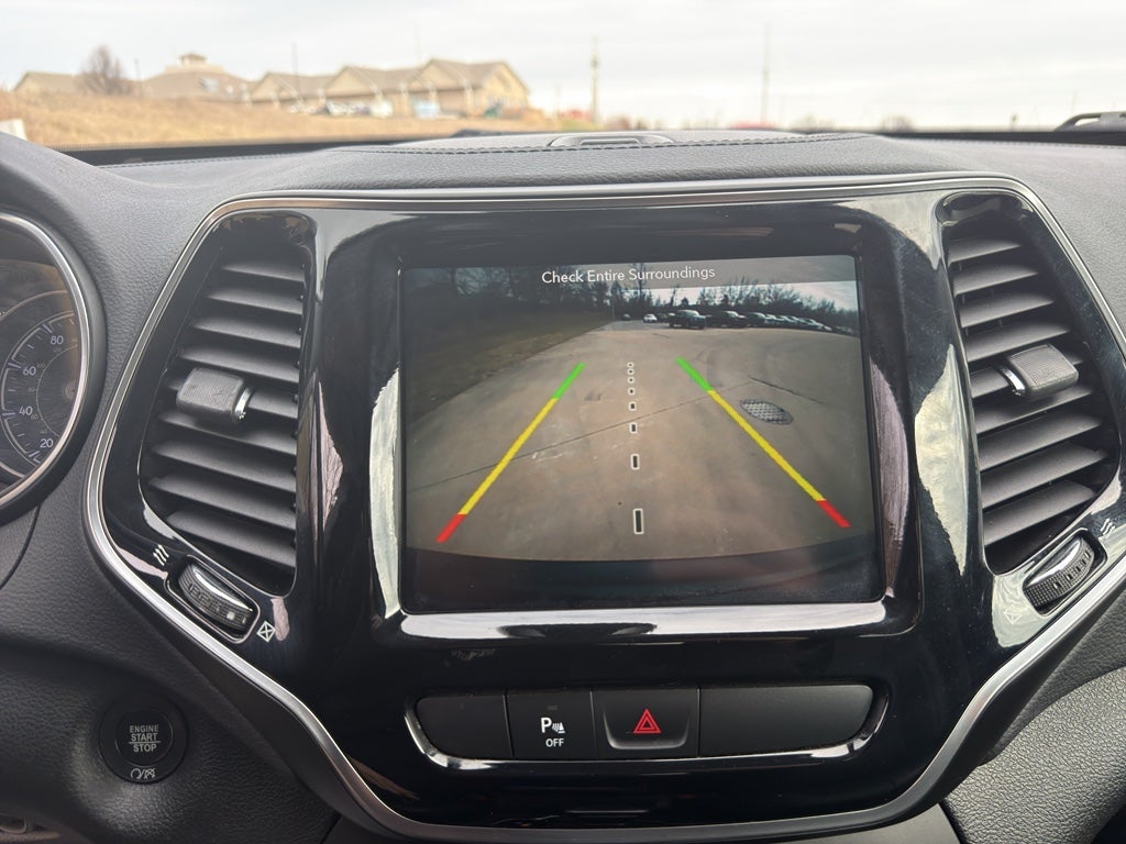 2019 Jeep Cherokee Limited FWD