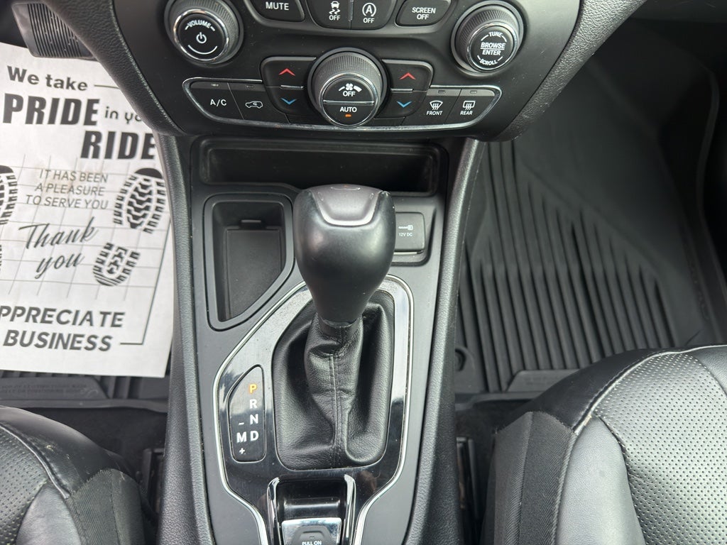 2019 Jeep Cherokee Limited FWD