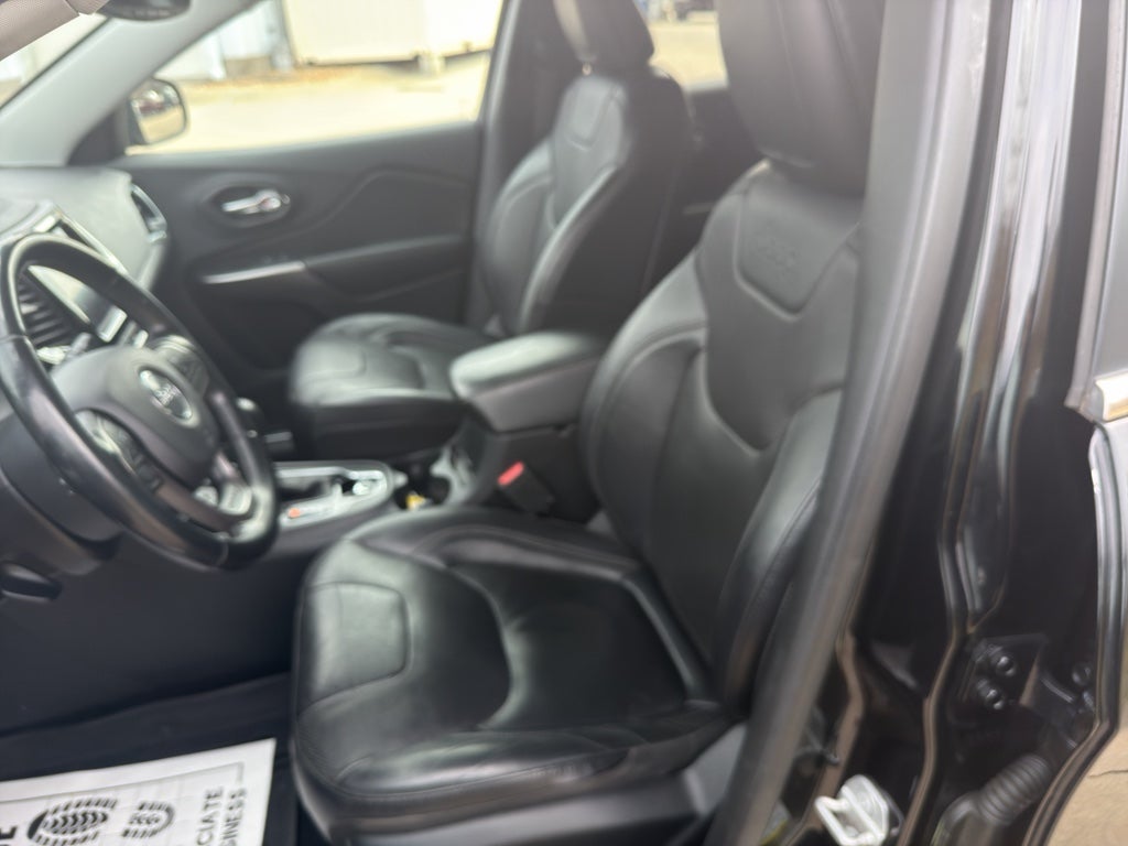 2019 Jeep Cherokee Limited FWD