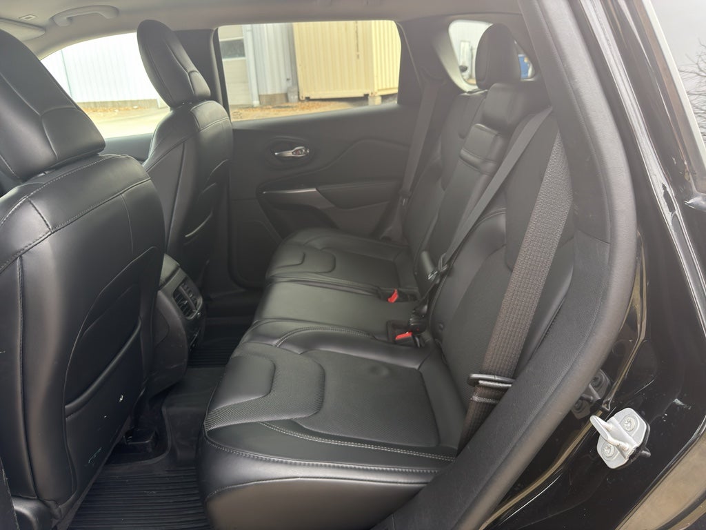 2019 Jeep Cherokee Limited FWD