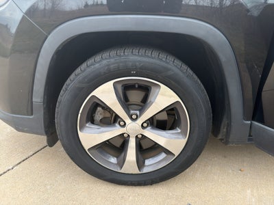 2019 Jeep Cherokee Limited FWD