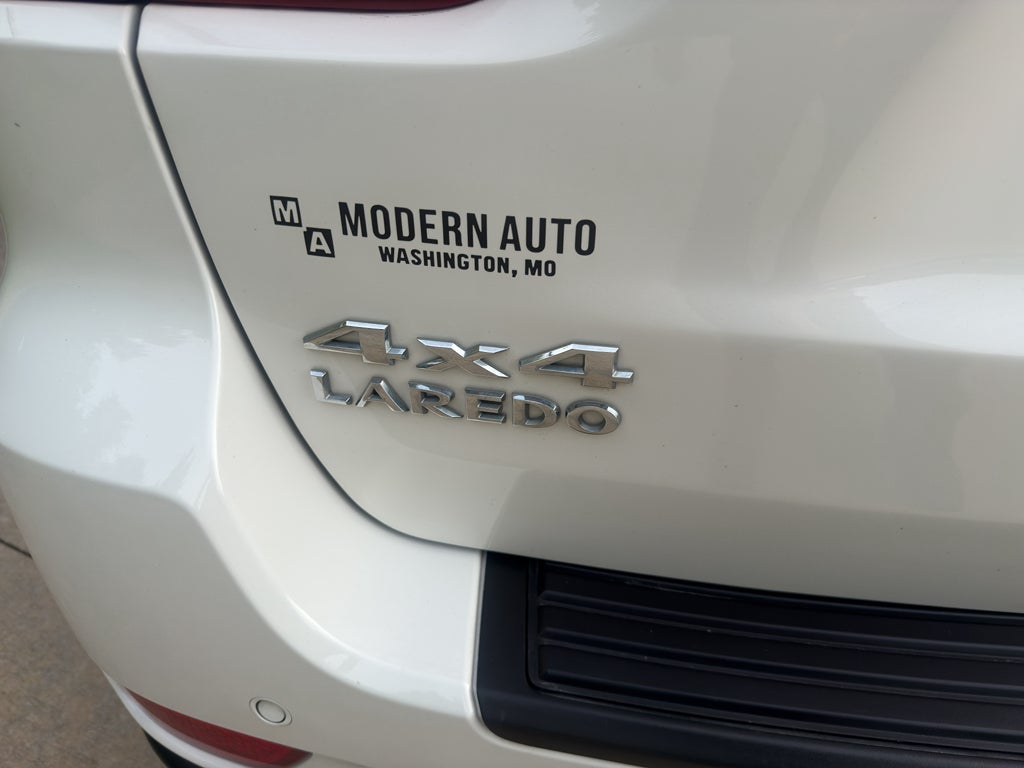 2012 Jeep Grand Cherokee Laredo