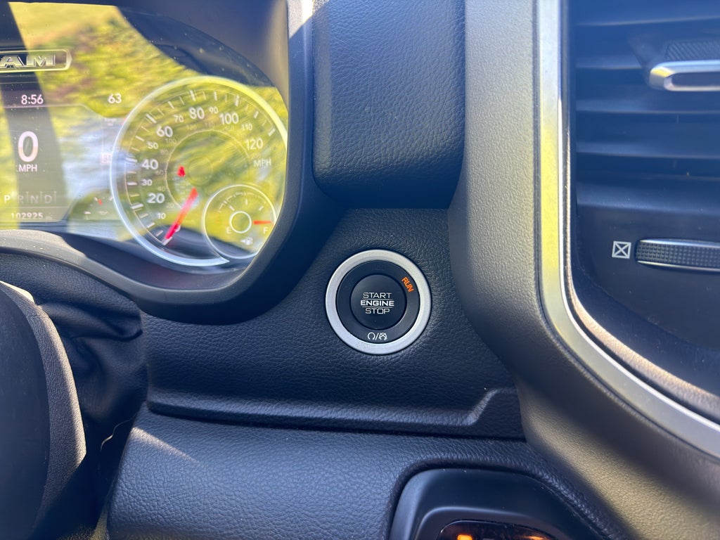 2021 RAM 1500 Big Horn Crew Cab 4x4 5'7" Box