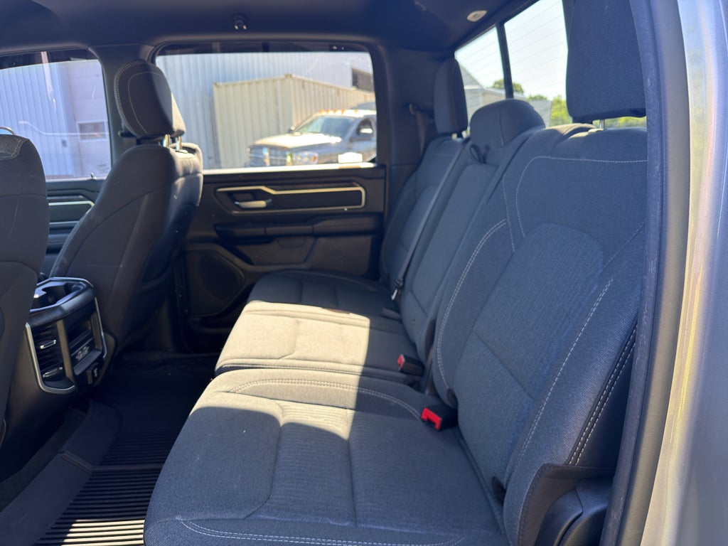 2021 RAM 1500 Big Horn Crew Cab 4x4 5'7" Box