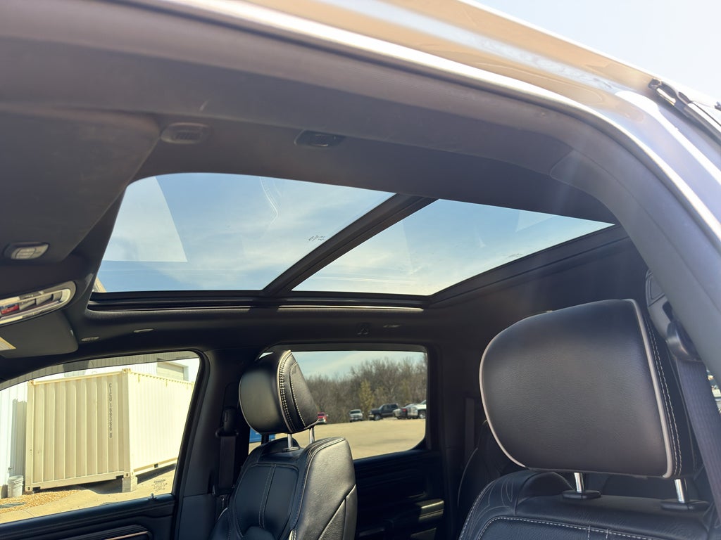 2021 RAM 1500 Limited Crew Cab 4x4 5'7" Box