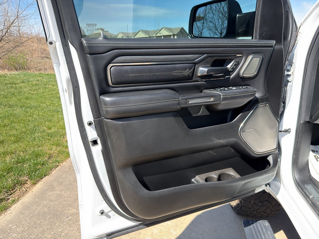 2021 RAM 1500 Limited Crew Cab 4x4 5'7" Box