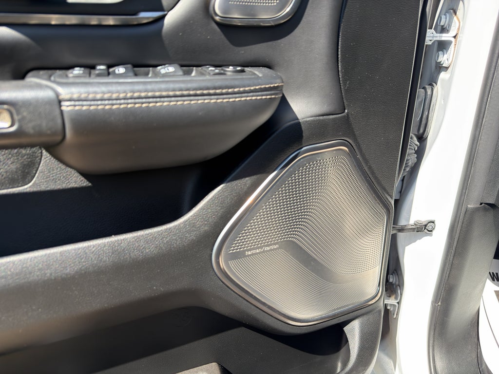 2021 RAM 1500 Limited Crew Cab 4x4 5'7" Box