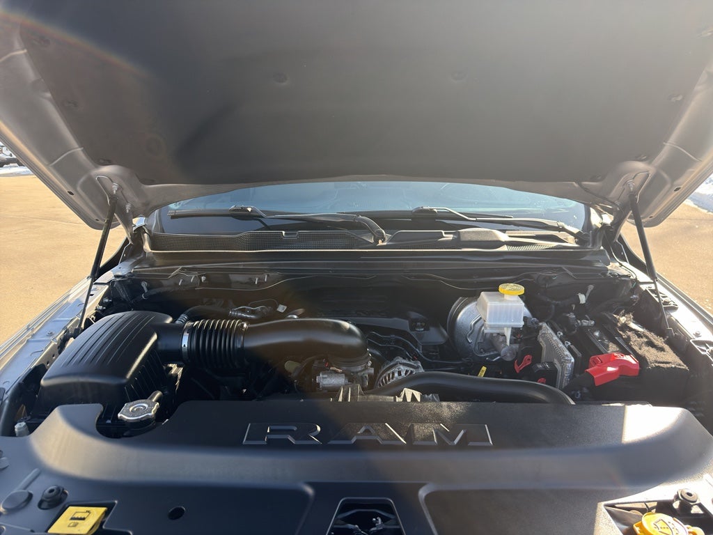 2020 RAM 1500 Limited Crew Cab 4x4 5'7" Box