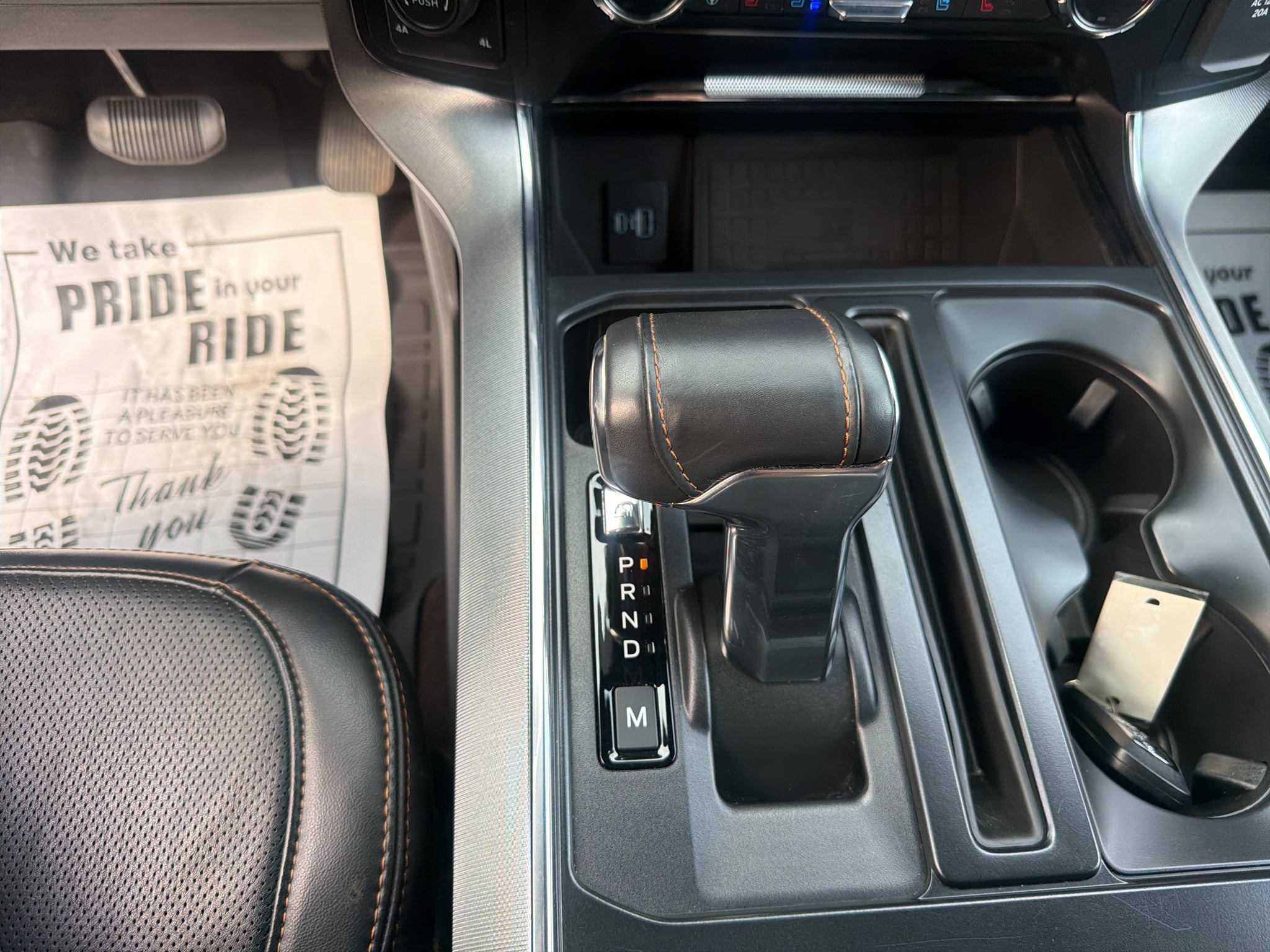 2022 Ford F-150 Platinum