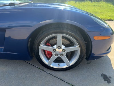 2005 Chevrolet Corvette Base