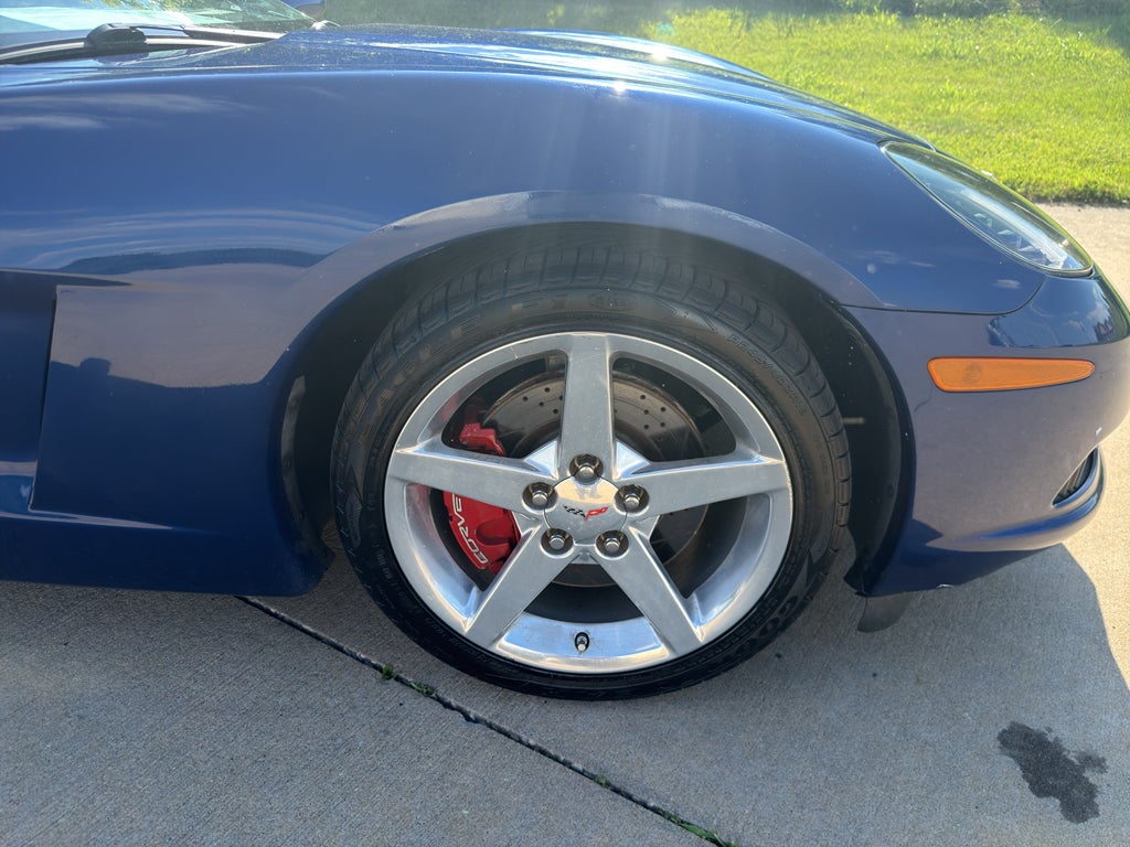 2005 Chevrolet Corvette Base