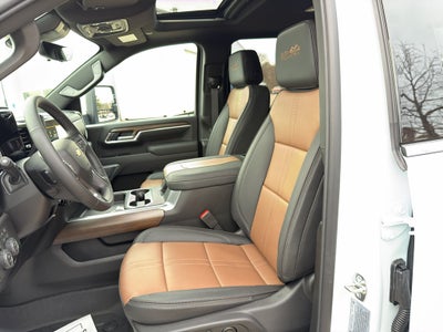 2026 Chevrolet Silverado 3500 HD High Country DRW