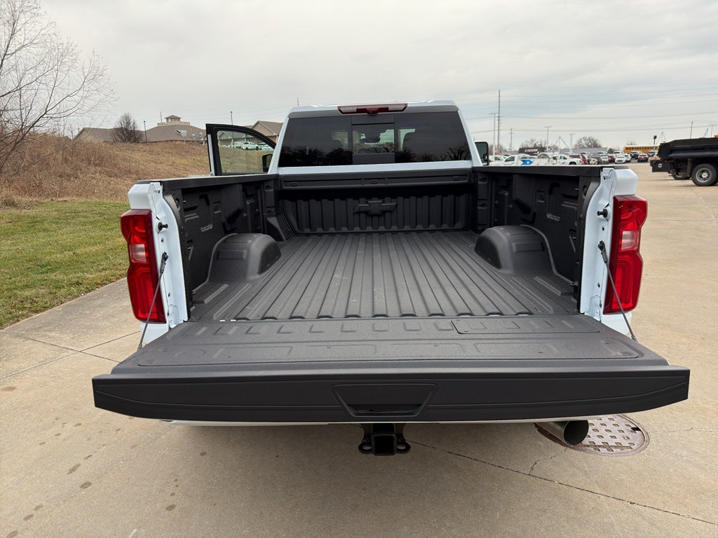 2026 Chevrolet Silverado 3500 HD High Country DRW