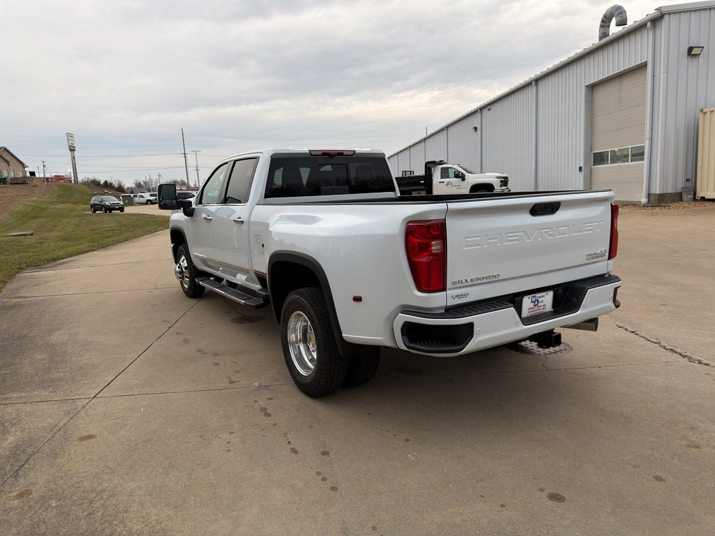 2026 Chevrolet Silverado 3500 HD High Country DRW