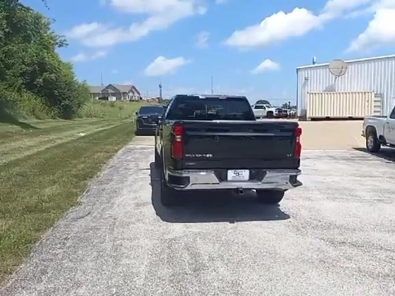 2022 Chevrolet Silverado 1500 LT (2FL)