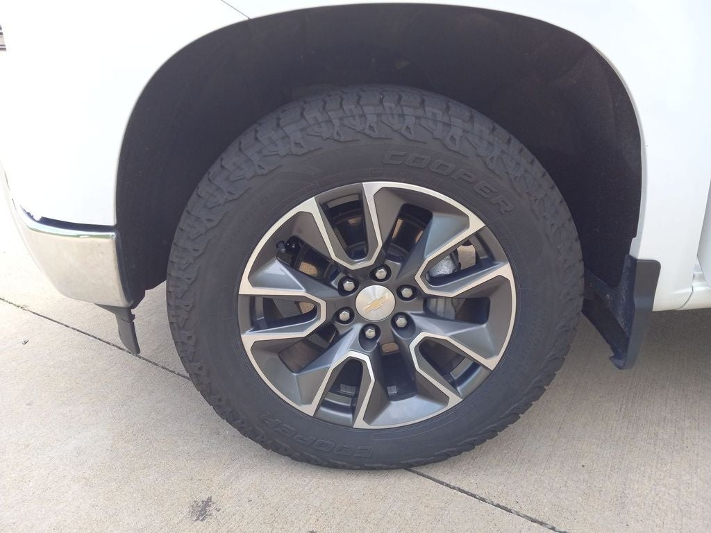 2023 Chevrolet Silverado 1500 LT (2FL)