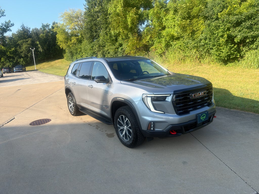 2025 GMC Acadia AT4