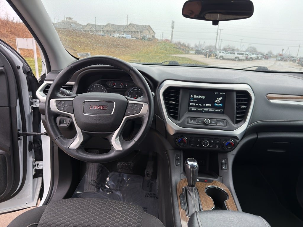 2018 GMC Acadia SLE