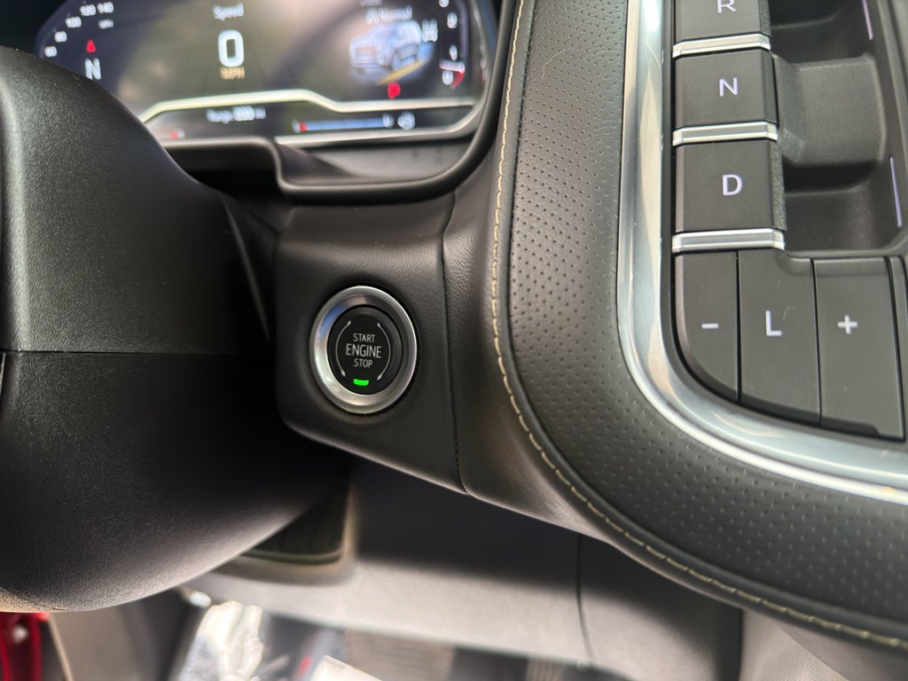 2024 GMC Yukon SLT