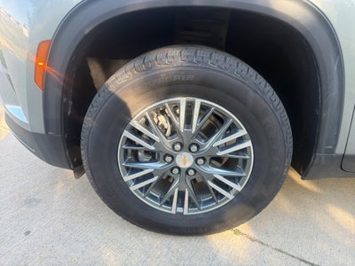 2025 Chevrolet Traverse LT