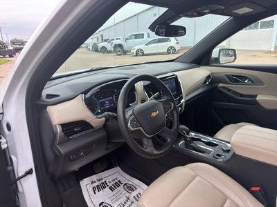 2023 Chevrolet Traverse LT Leather