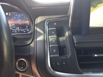 2022 Chevrolet Suburban LT