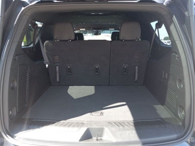 2022 Chevrolet Suburban LT