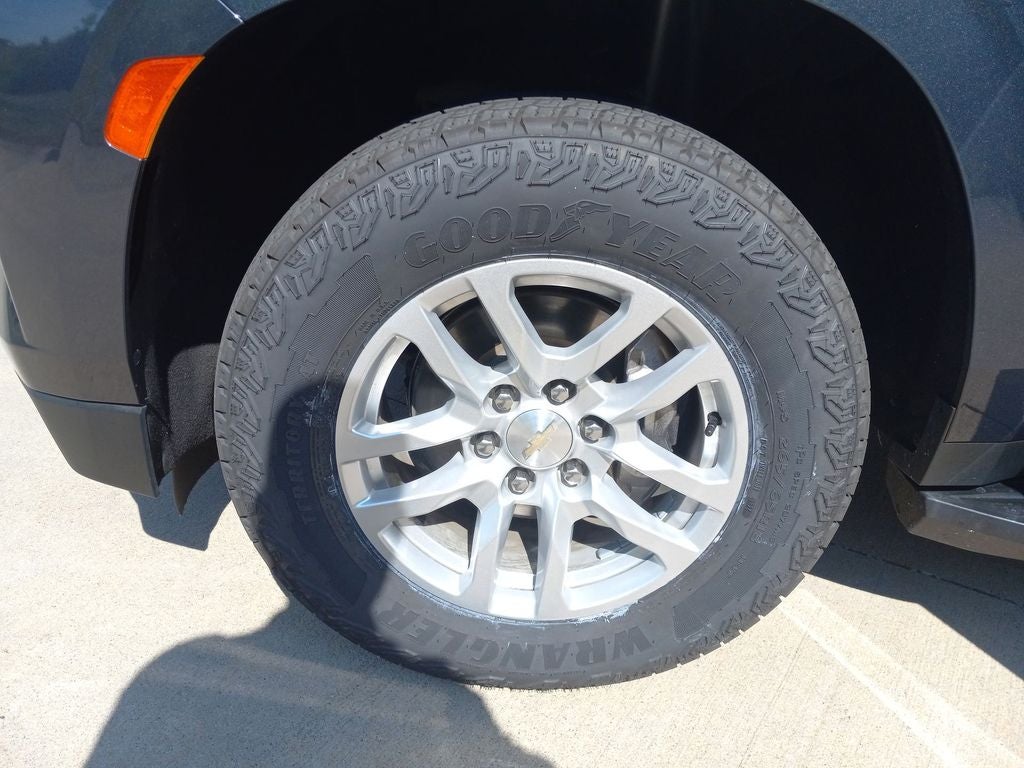 2022 Chevrolet Suburban LT