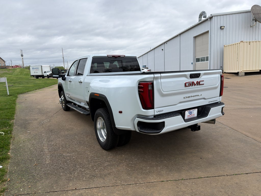 2026 GMC Sierra 3500 HD Denali DRW