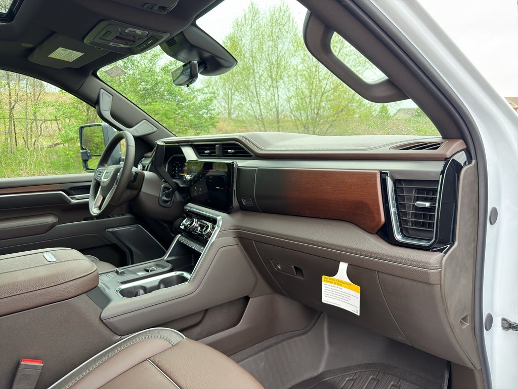 2026 GMC Sierra 3500 HD Denali DRW