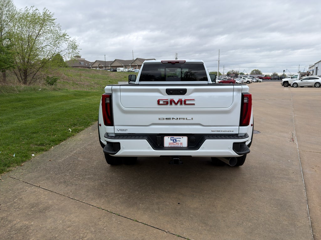 2026 GMC Sierra 3500 HD Denali DRW