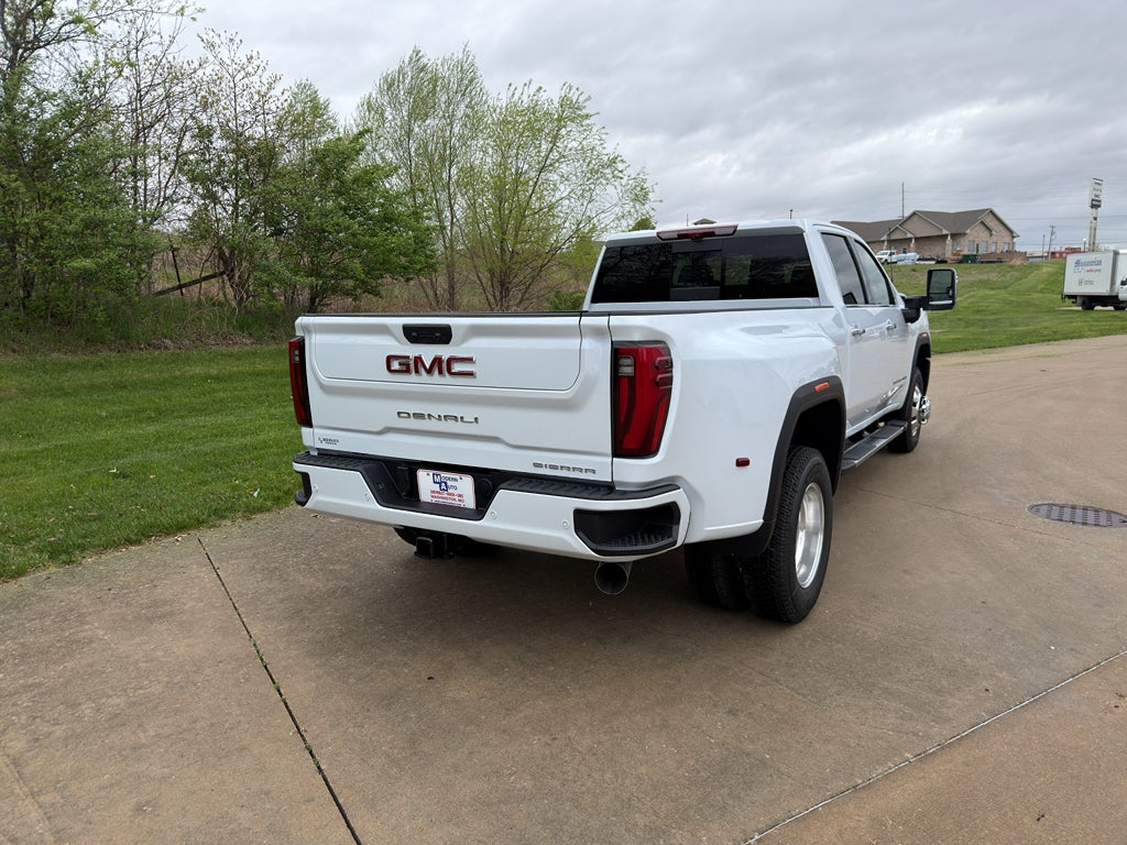 2026 GMC Sierra 3500 HD Denali DRW