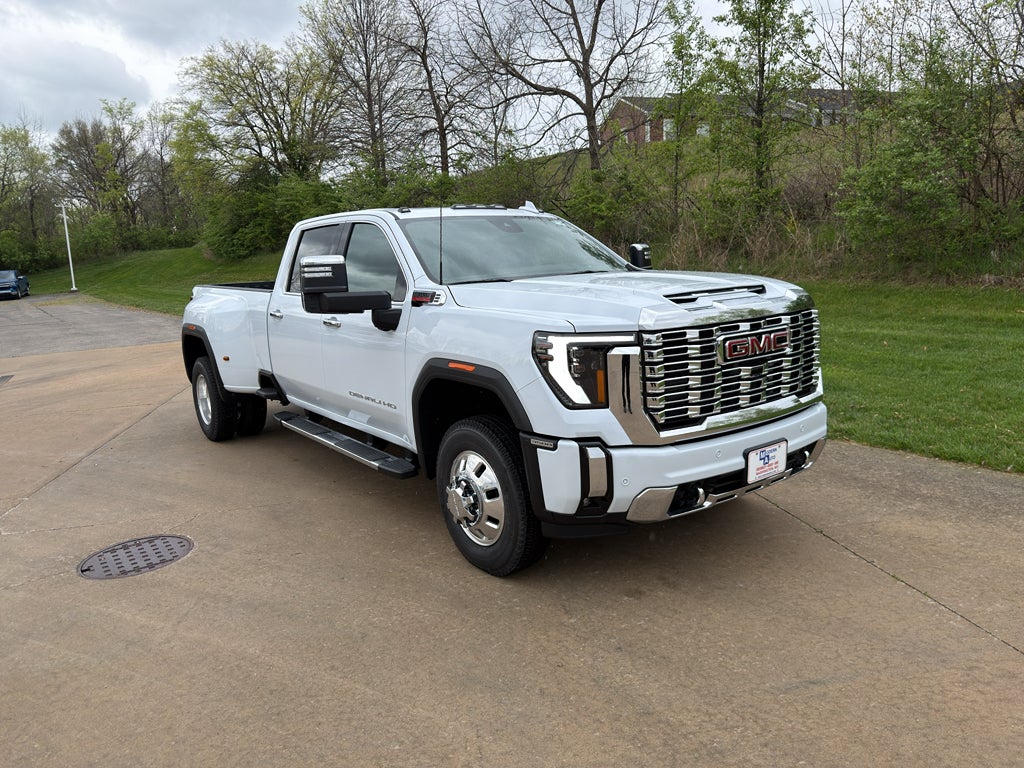 2026 GMC Sierra 3500 HD Denali DRW