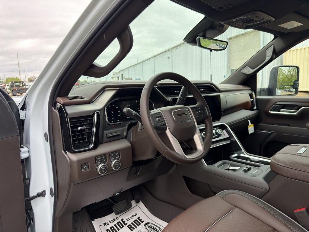 2026 GMC Sierra 3500 HD Denali DRW