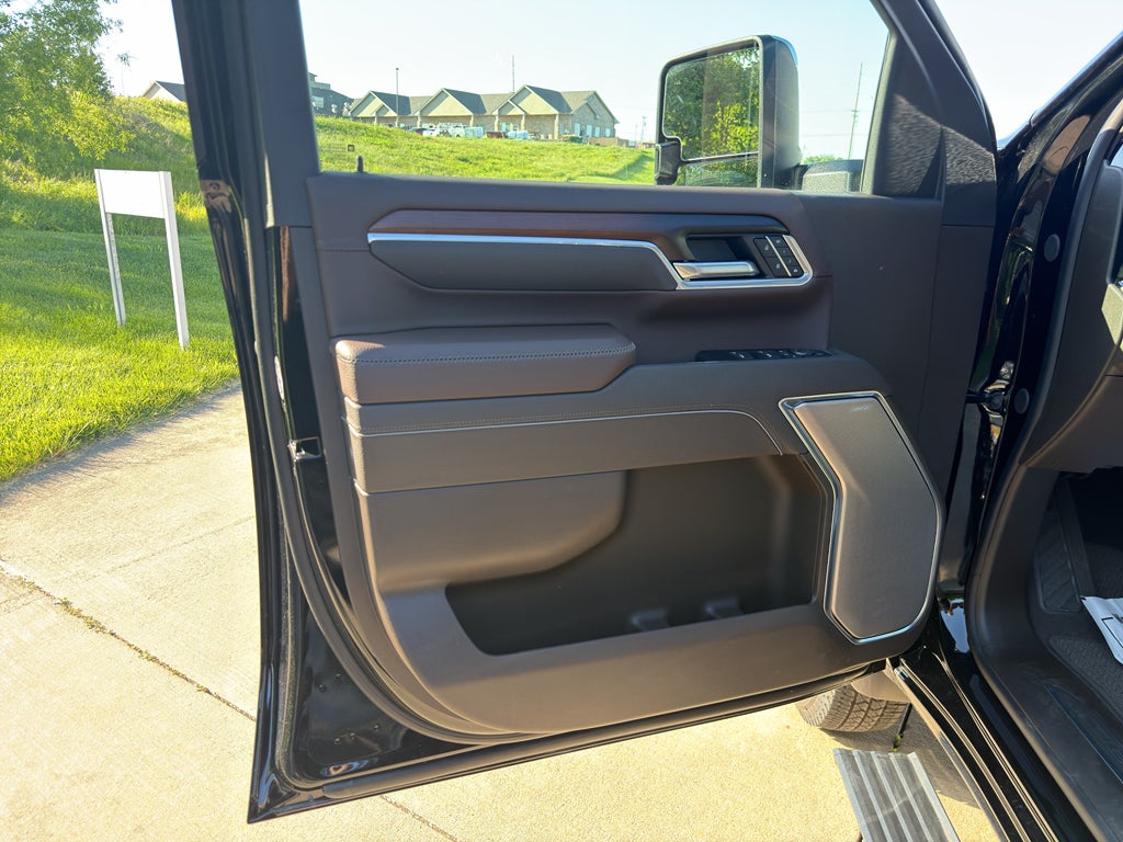 2026 GMC Sierra 3500 HD Denali DRW