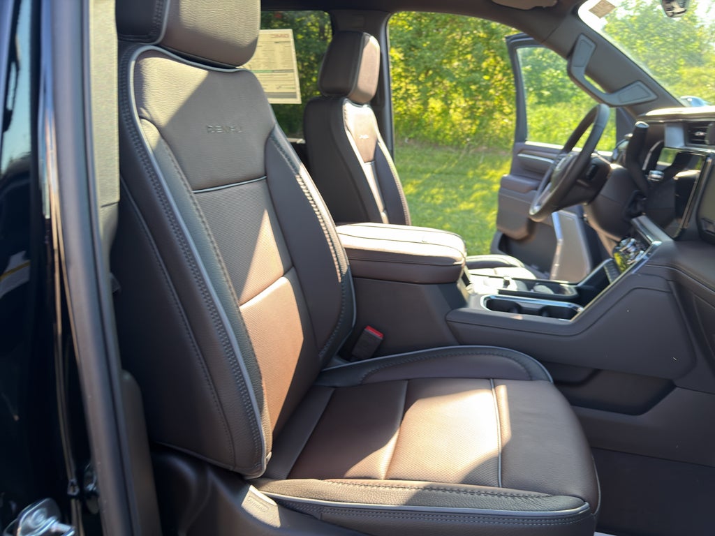 2026 GMC Sierra 3500 HD Denali DRW