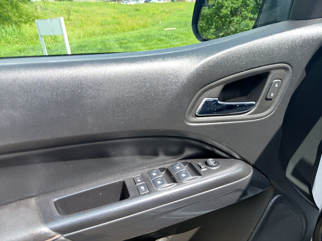 2022 GMC Canyon AT4 - Cloth