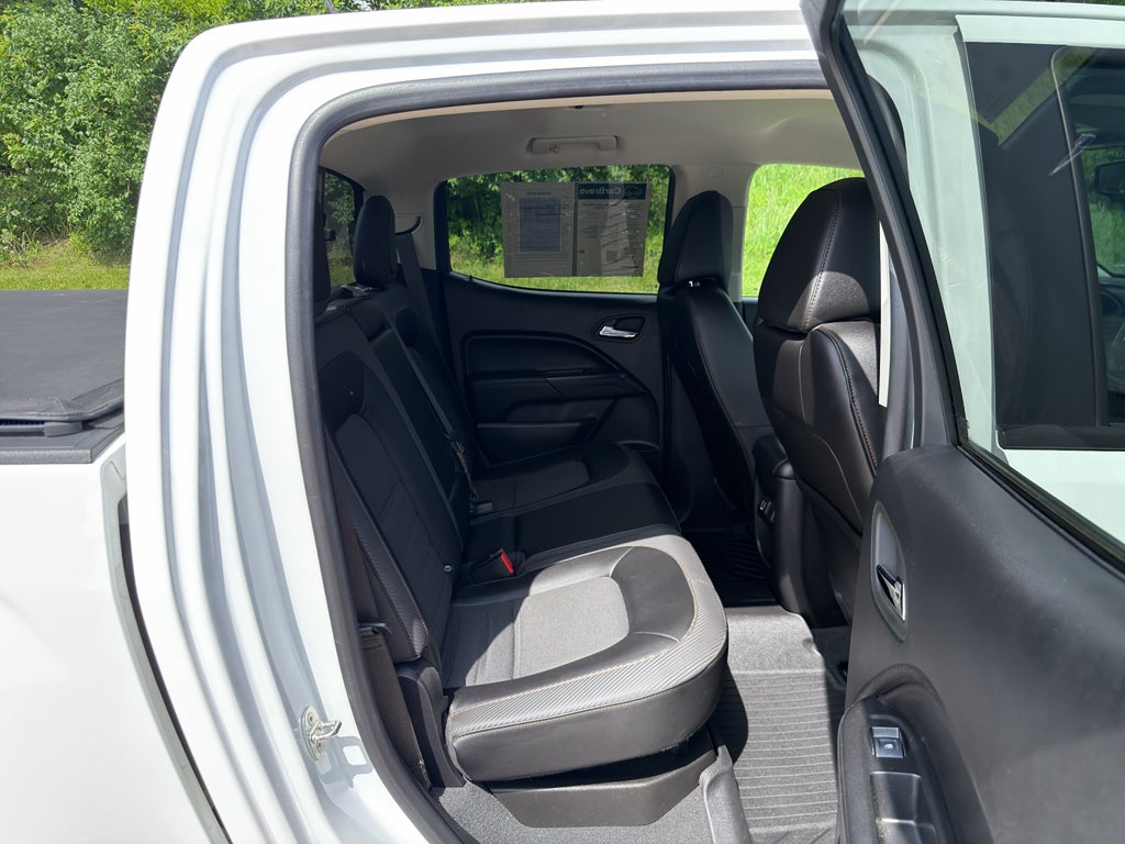 2022 GMC Canyon AT4 - Cloth