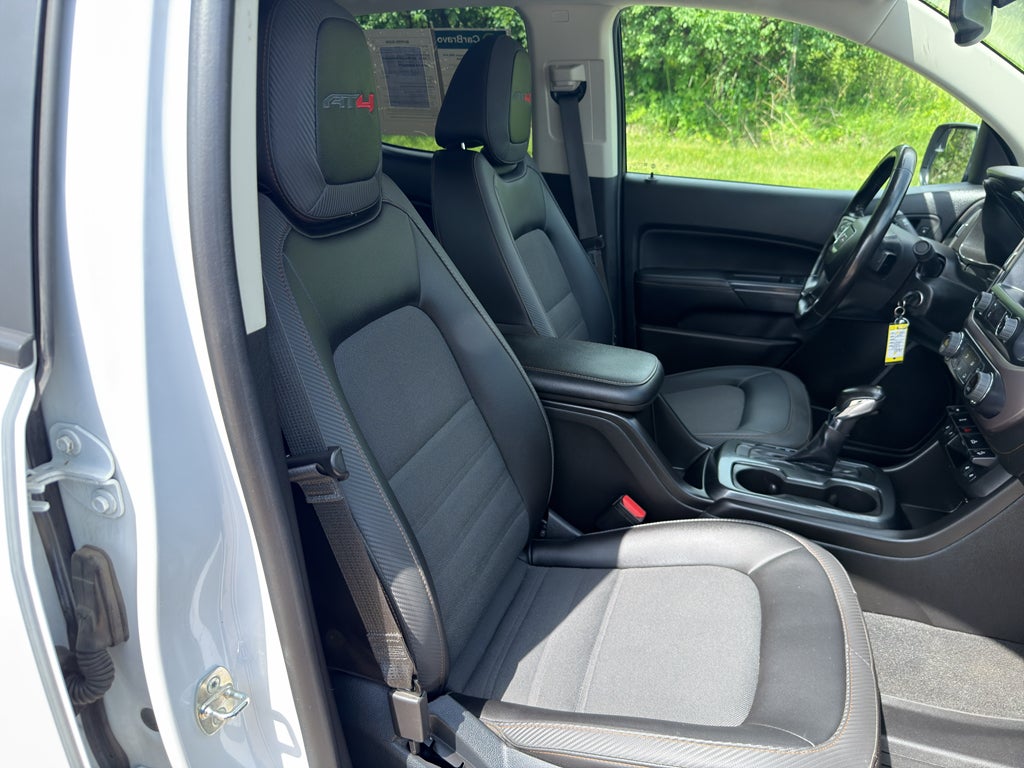 2022 GMC Canyon AT4 - Cloth