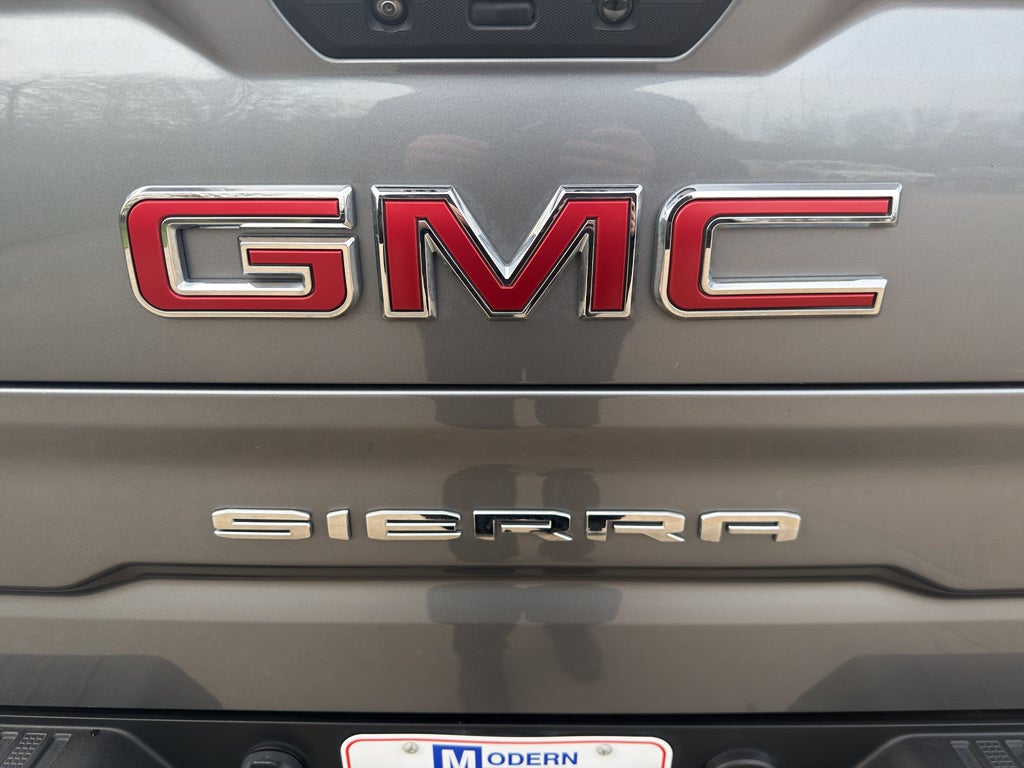 2022 GMC Sierra 1500 Limited AT4