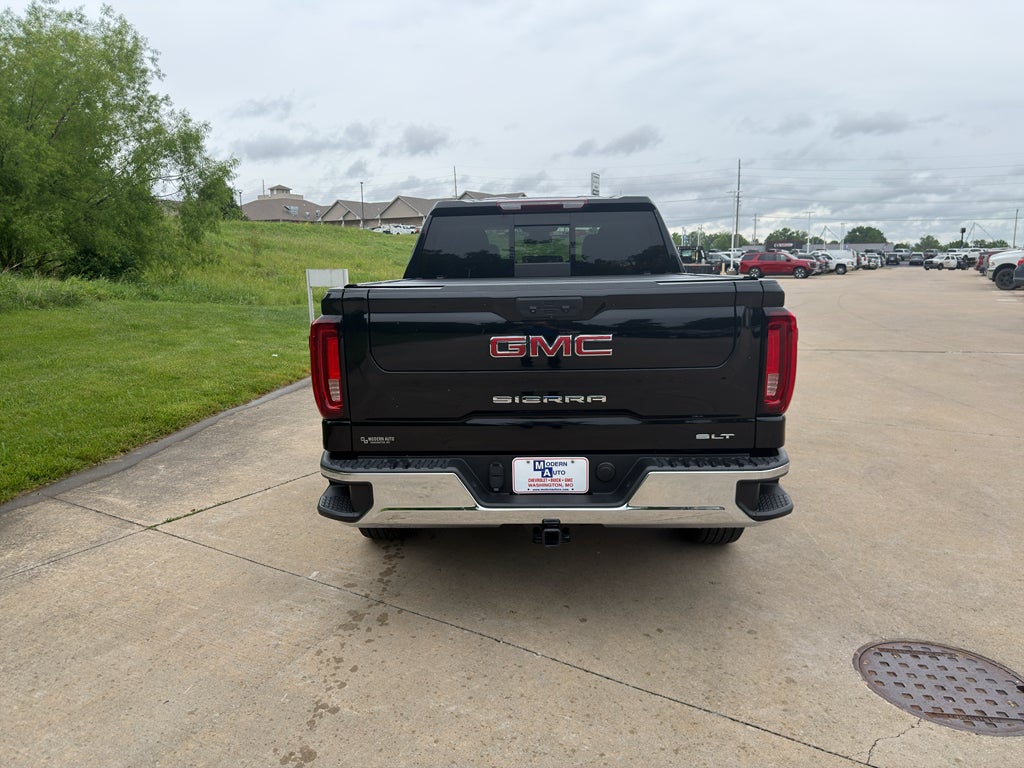 2022 GMC Sierra 1500 SLT