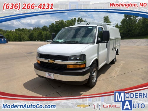 2026 Chevrolet Express Cutaway 3500 1WT