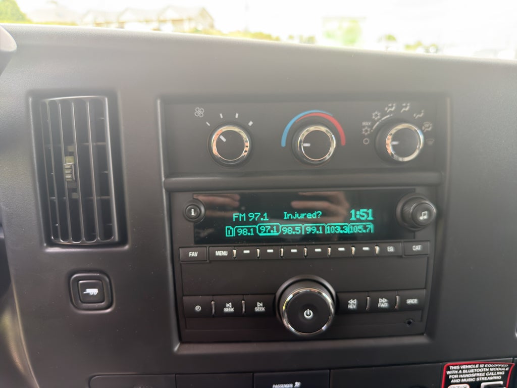 2026 Chevrolet Express Cutaway 3500 1WT