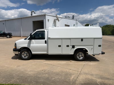 2026 Chevrolet Express Cutaway 3500 1WT