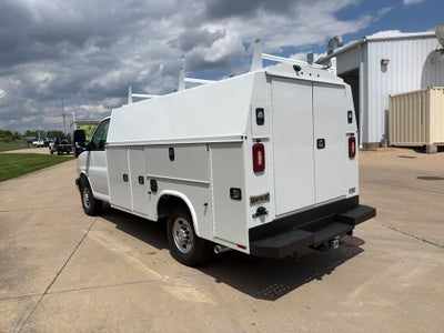 2026 Chevrolet Express Cutaway 3500 1WT