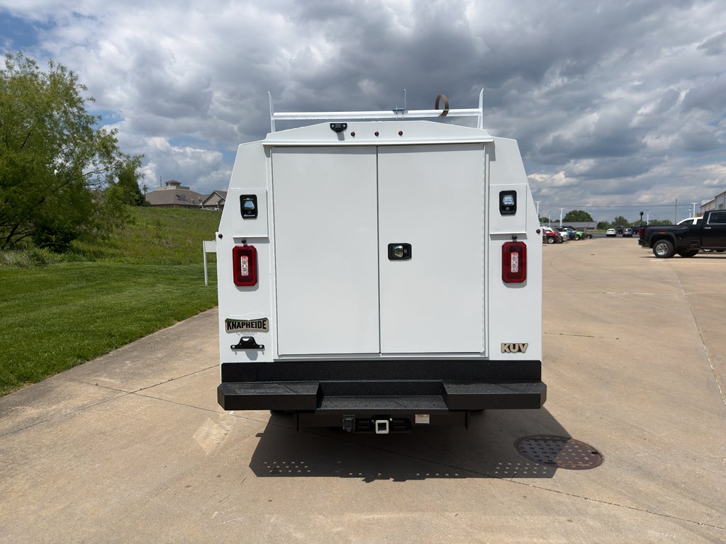 2026 Chevrolet Express Cutaway 3500 1WT